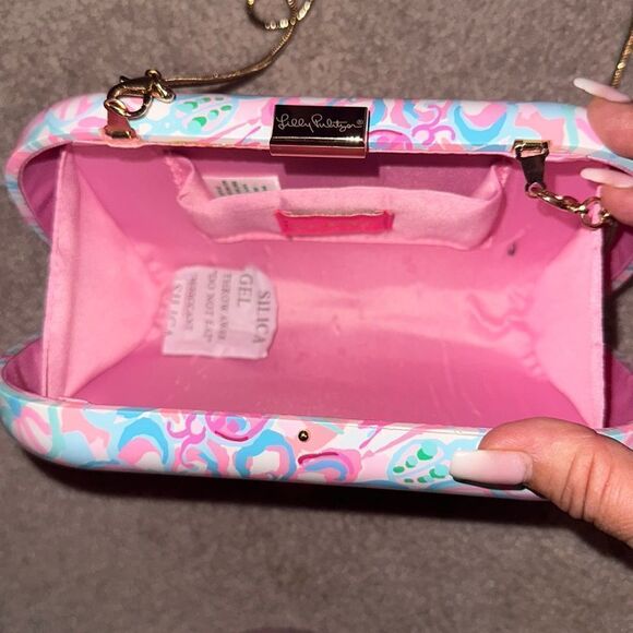 🔥Lilly Pulitzer Lidia Minaudiere clutch crossbody in Resort White Love Pattern - Picture 5 of 11